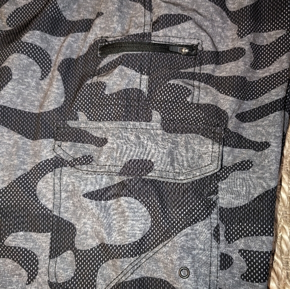 IRON CO CLOTHING BELTED STRETCH MICROFIBER CARGO SHORT, CAMO, SIZE 32 - Picture 5 of 8